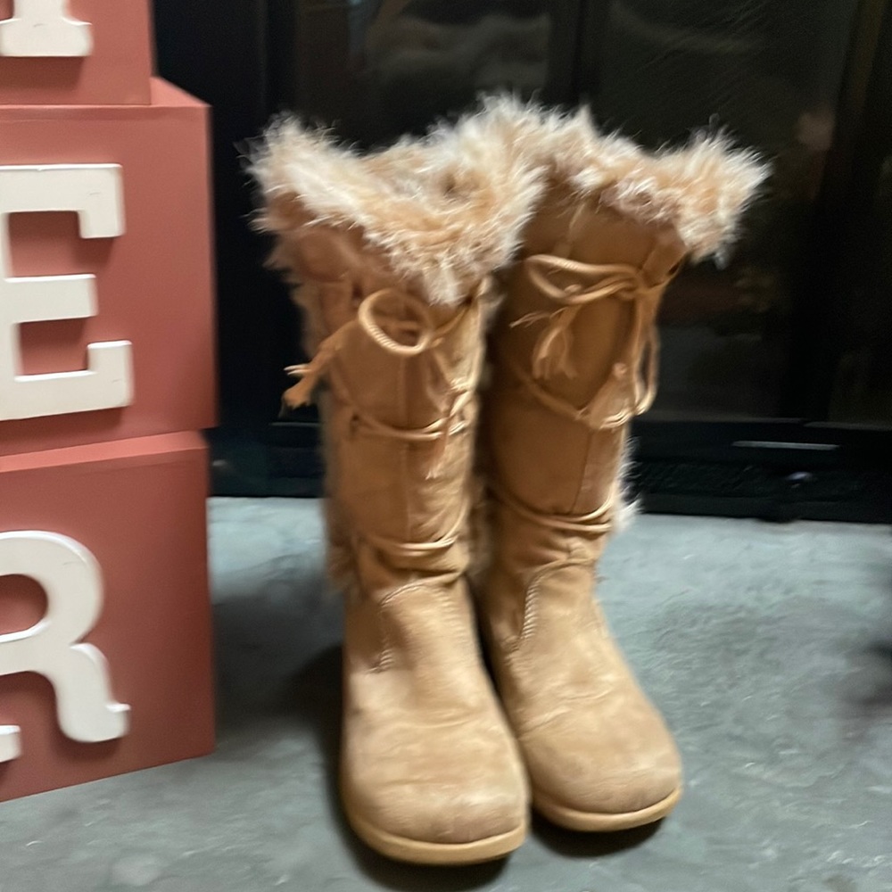 Faux fur boot